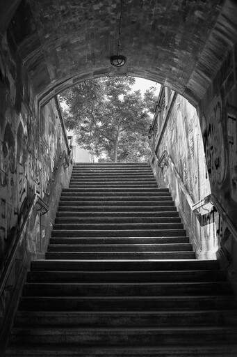 Treppenaufgang an der Hirschbrücke (Pancolar)