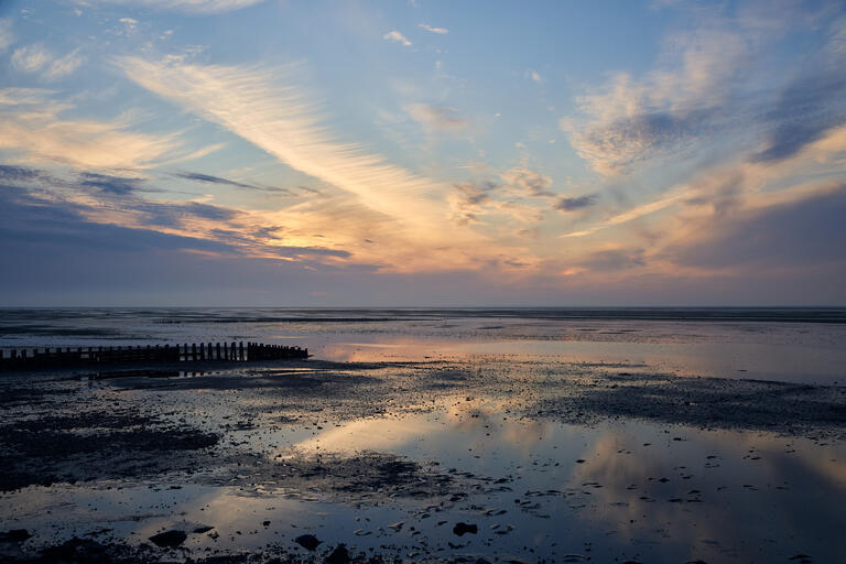 Sonnenuntergang im Wattenmeer